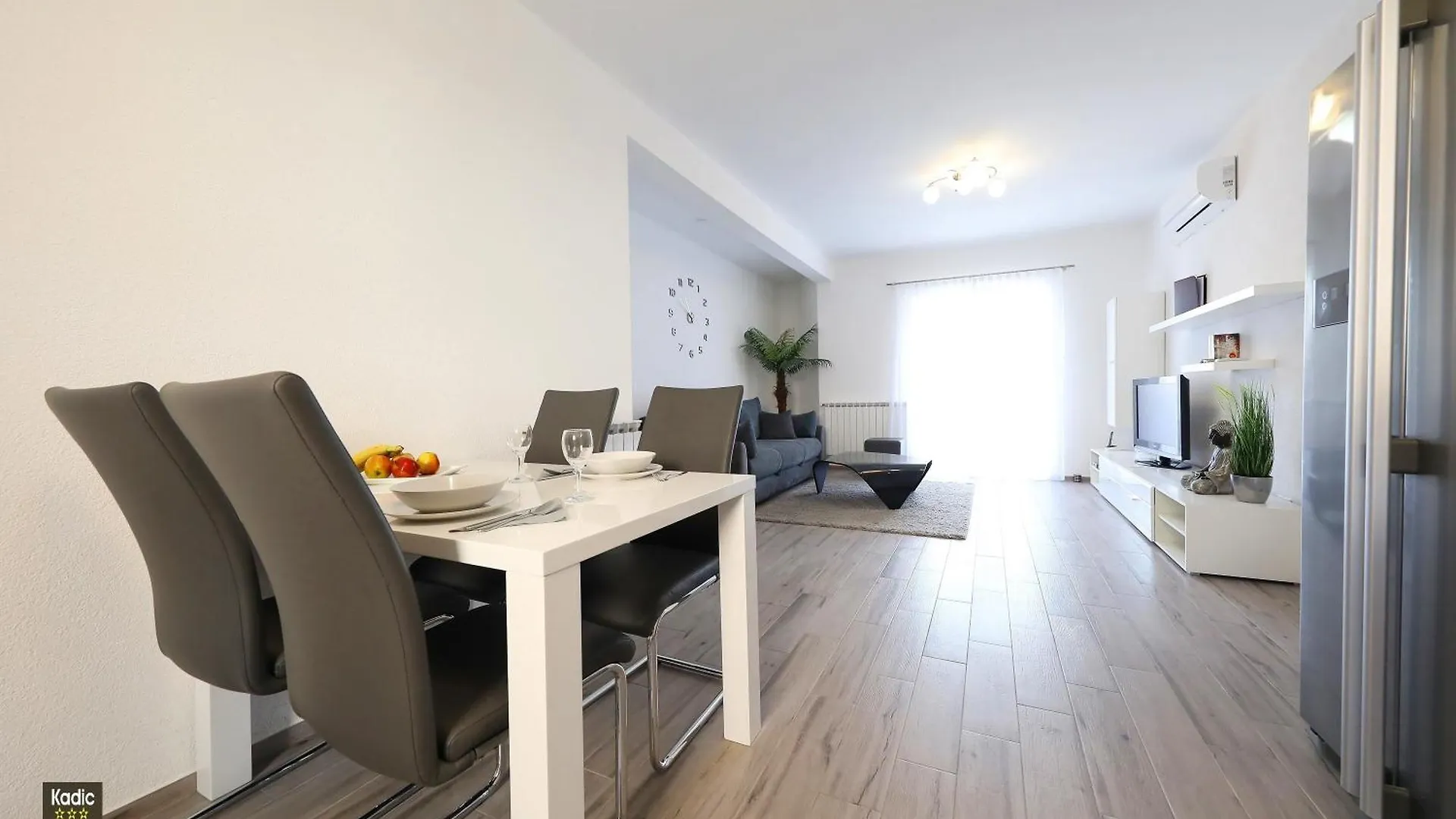Apartment Carmen Deluxe Vir