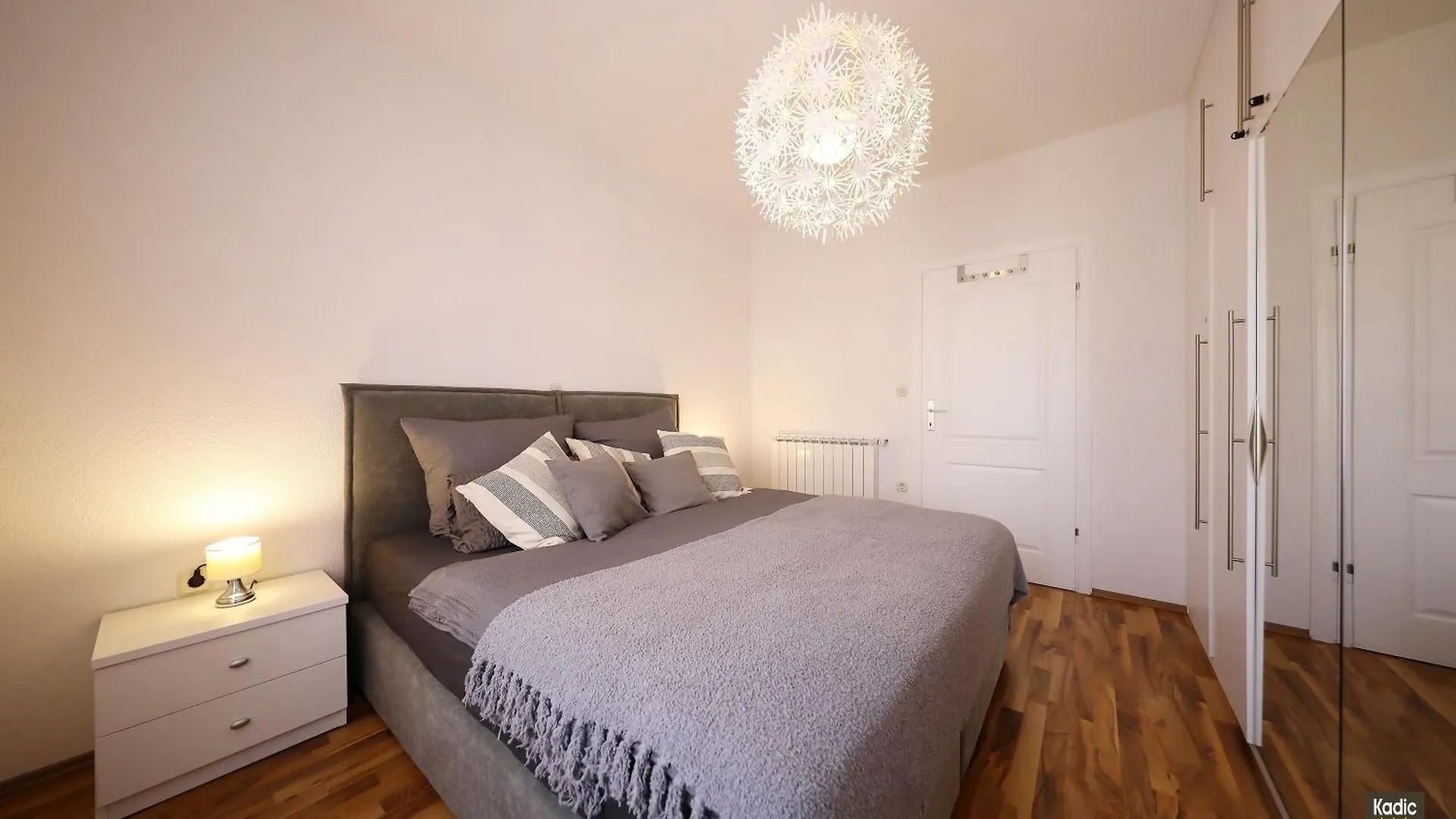 Apartment Carmen Deluxe Vir