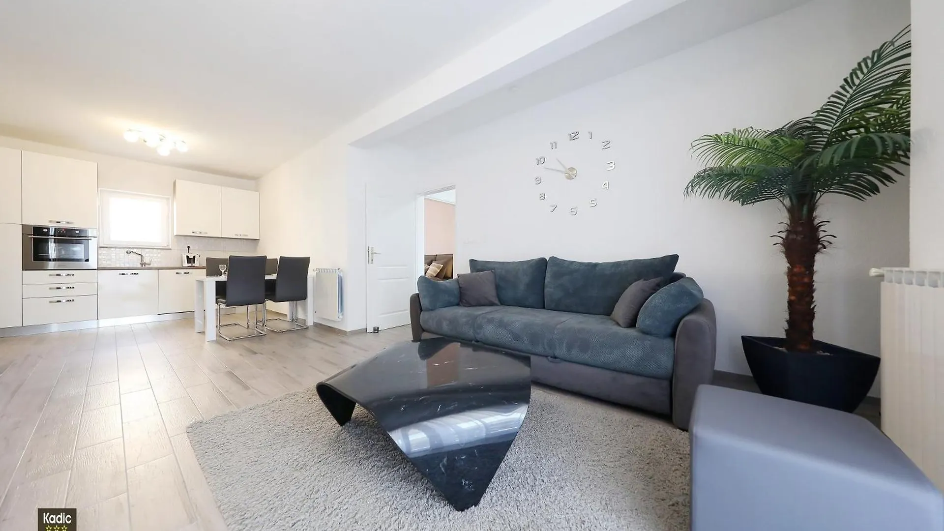 Apartment Carmen Deluxe Vir